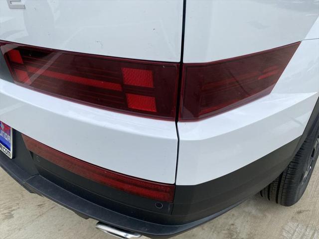 new 2025 Hyundai Santa Fe car, priced at $38,653