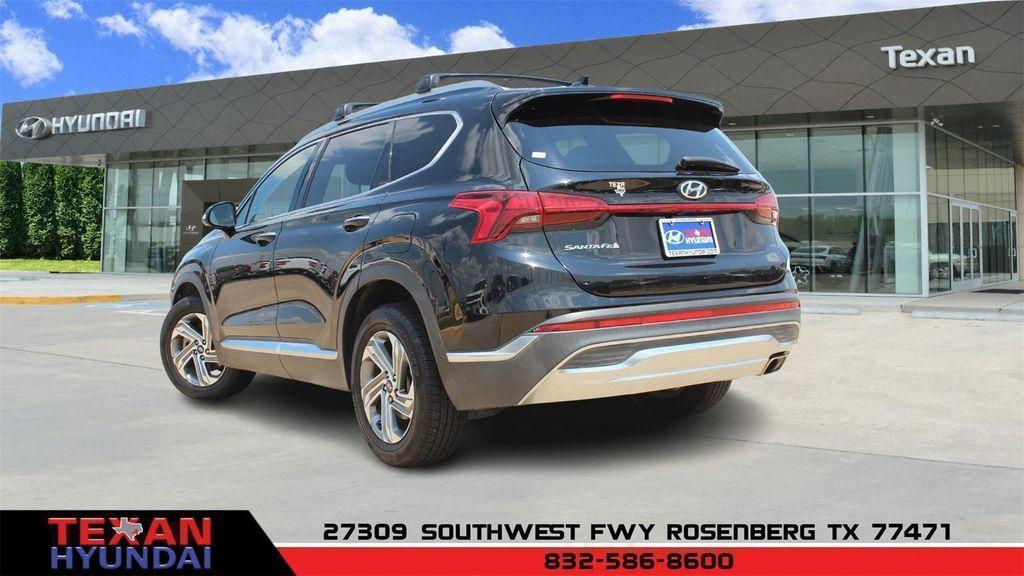 used 2022 Hyundai Santa Fe car, priced at $17,996