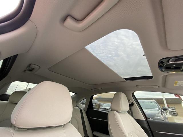 new 2024 Hyundai Sonata car, priced at $26,125