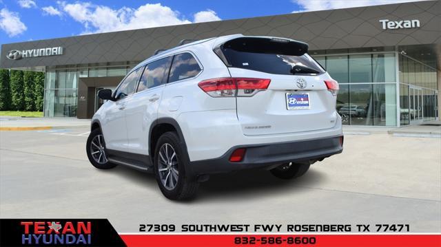 used 2019 Toyota Highlander car, priced at $24,998