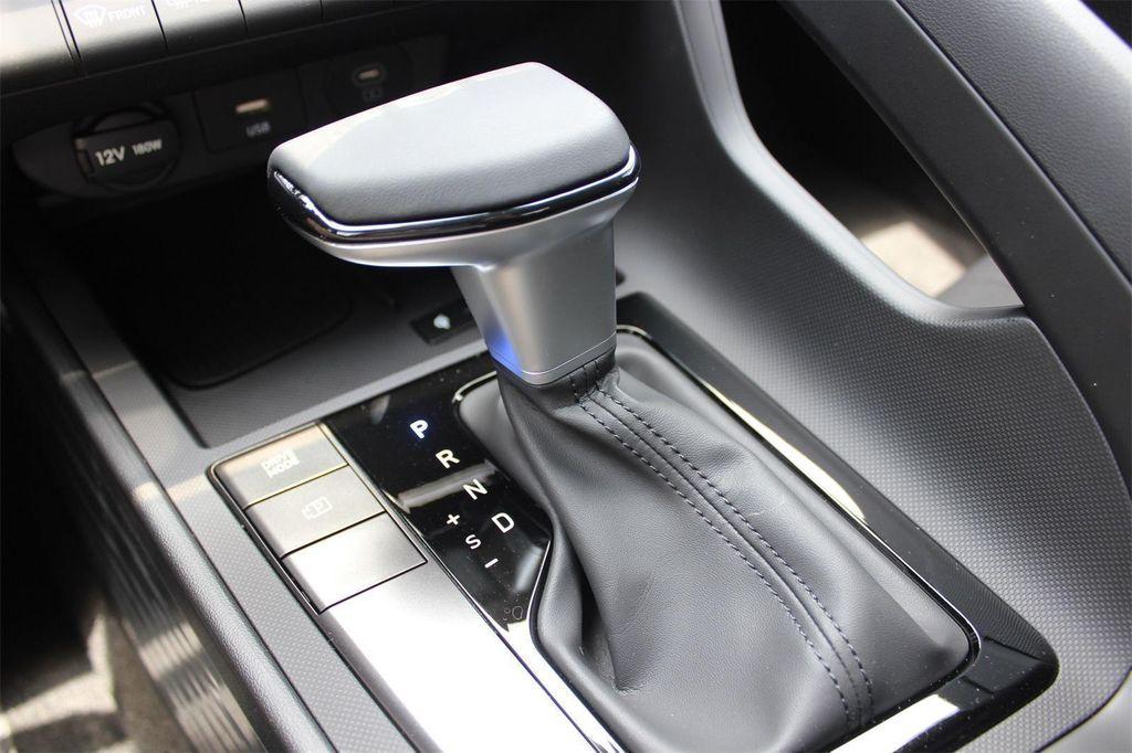 new 2025 Hyundai Elantra car, priced at $21,520