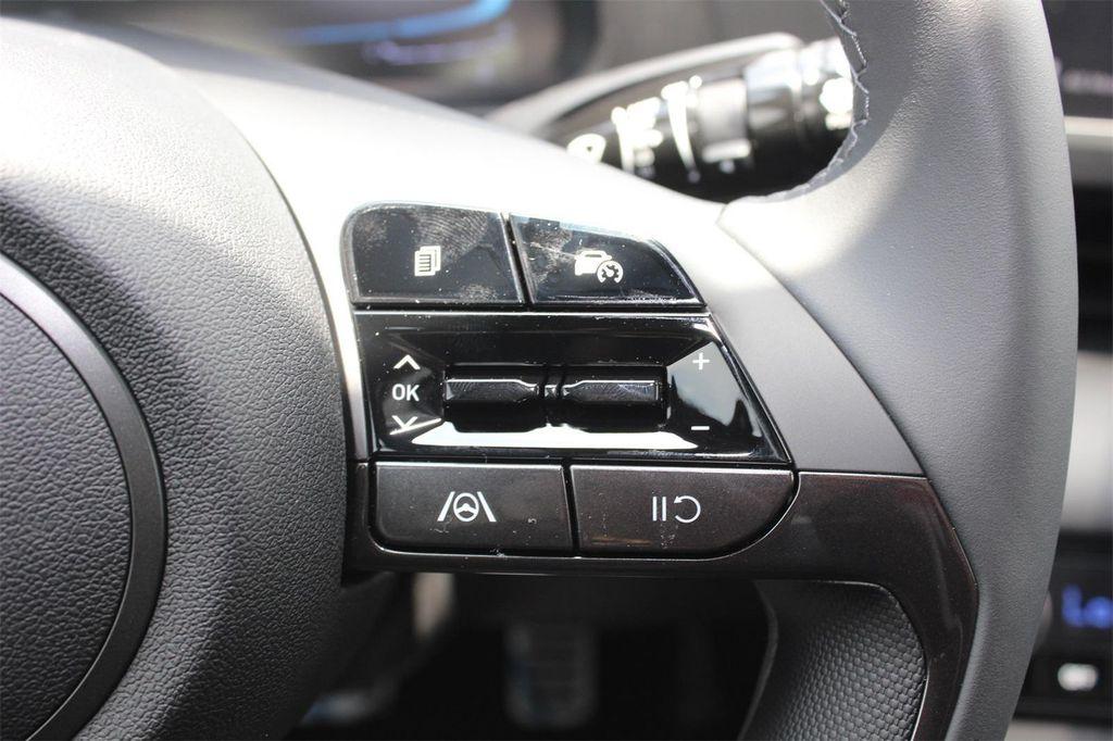 new 2025 Hyundai Elantra car, priced at $21,520