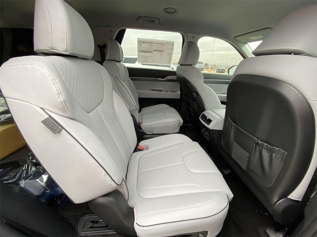 new 2025 Hyundai Palisade car, priced at $37,705