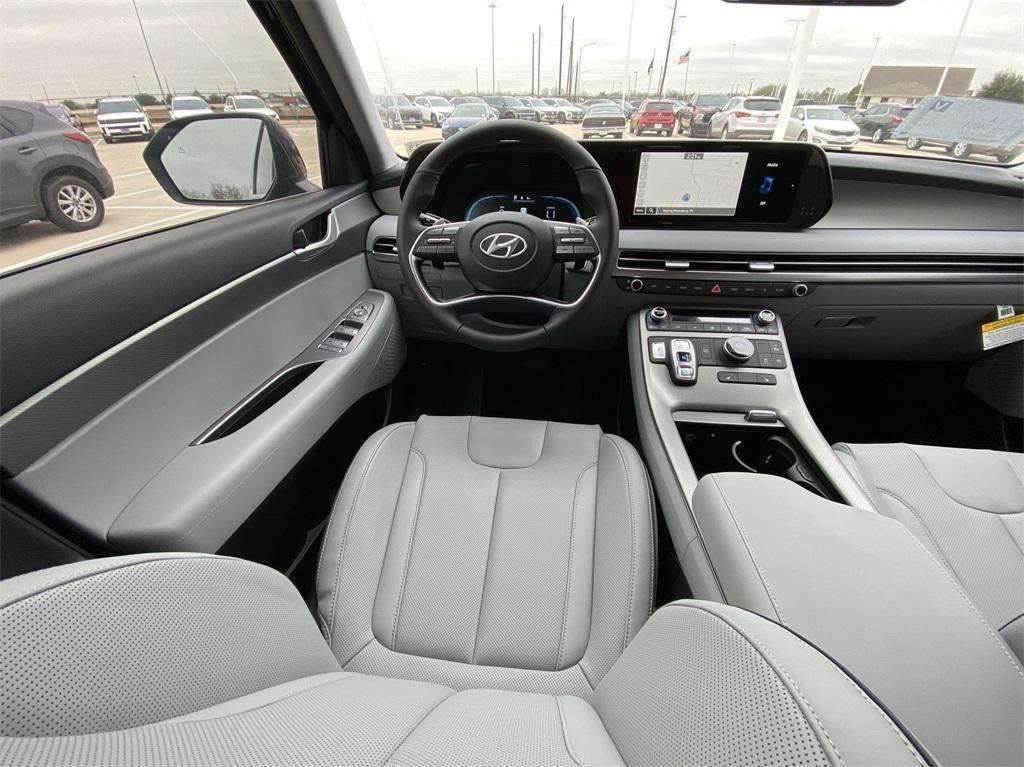 new 2025 Hyundai Palisade car, priced at $37,705
