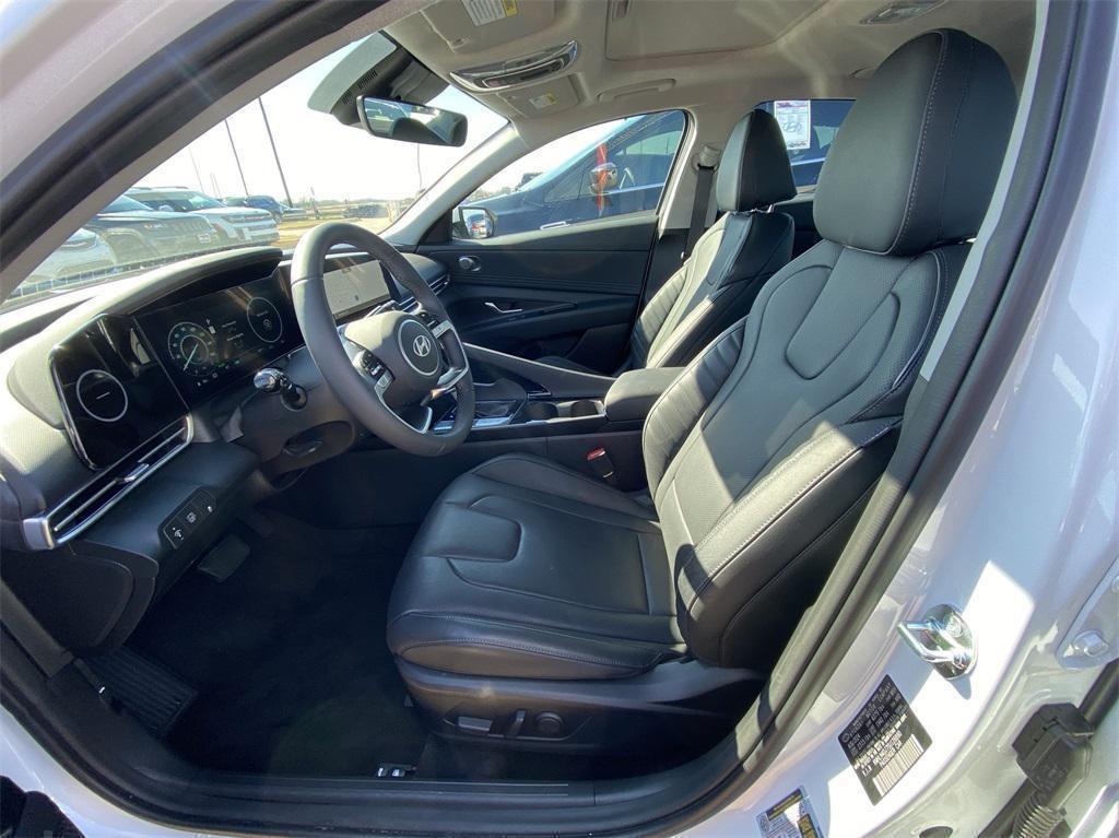 new 2025 Hyundai ELANTRA HEV car, priced at $30,983