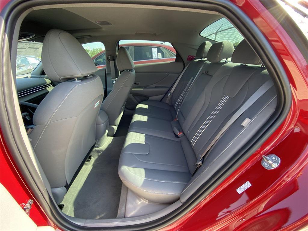 new 2024 Hyundai Elantra car, priced at $22,040