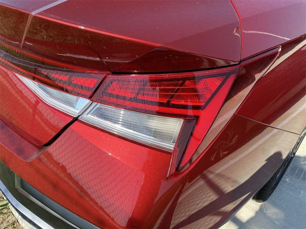 new 2024 Hyundai Elantra car, priced at $22,040