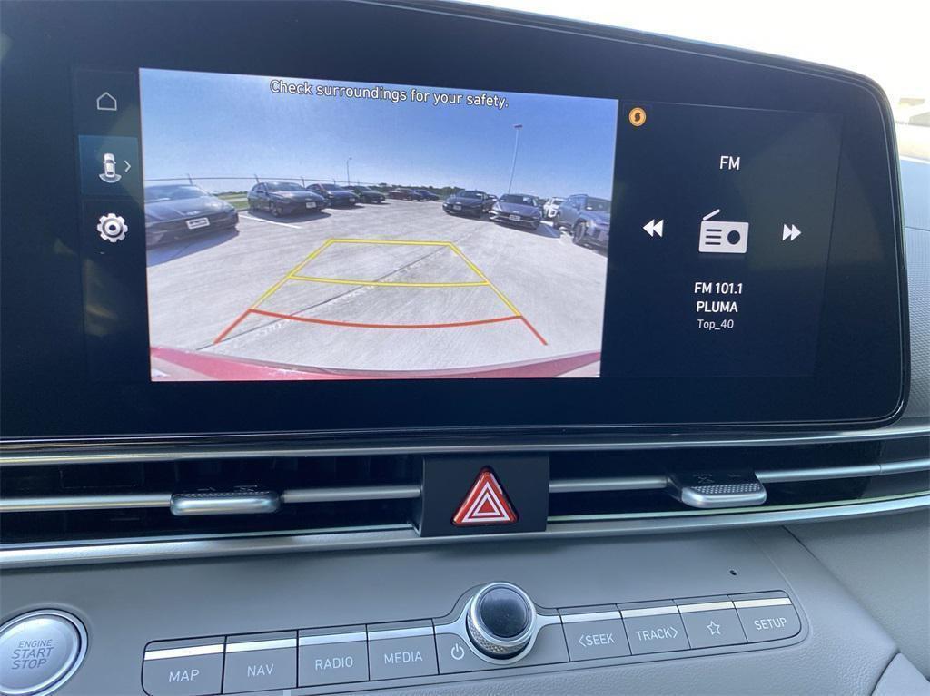 new 2024 Hyundai Elantra car, priced at $22,040