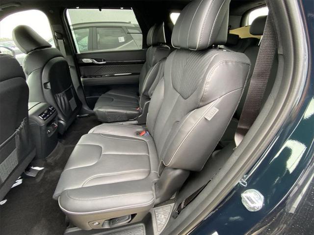 new 2025 Hyundai Palisade car, priced at $52,203