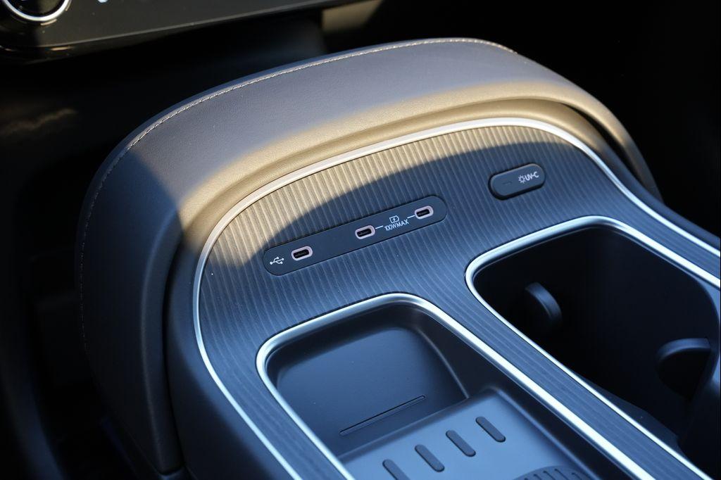 new 2026 Hyundai Palisade Hybrid car, priced at $57,561