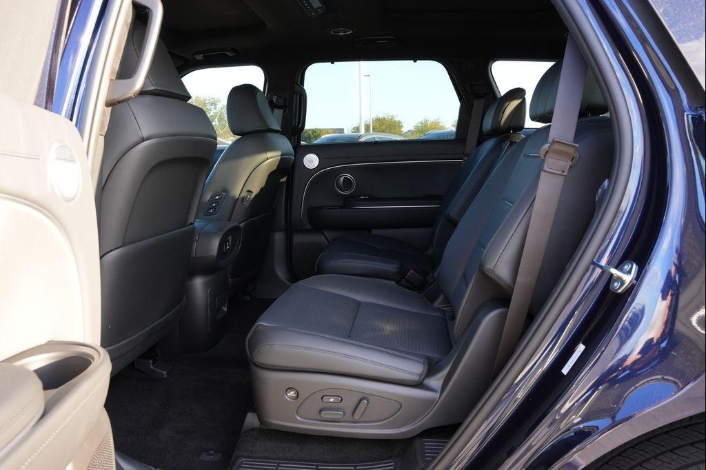 new 2026 Hyundai Palisade Hybrid car, priced at $57,561