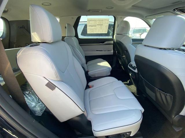 new 2025 Hyundai Palisade car, priced at $45,636