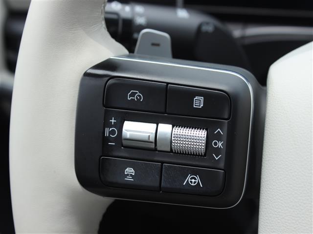 used 2024 Hyundai Santa Fe car, priced at $31,999