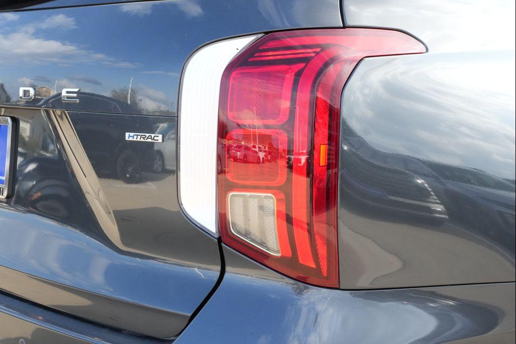used 2025 Hyundai Palisade car, priced at $48,999