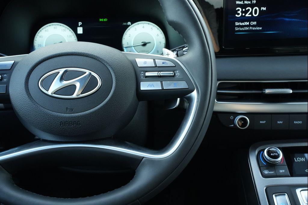 used 2025 Hyundai Palisade car, priced at $48,999