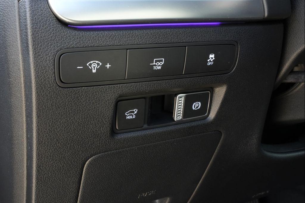 used 2025 Hyundai Palisade car, priced at $48,999