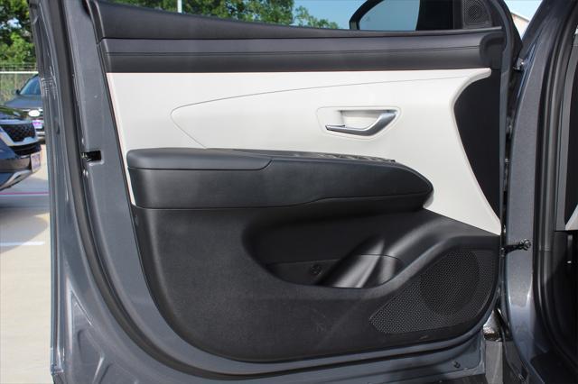 new 2025 Hyundai Tucson car, priced at $32,046