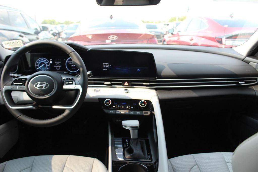 new 2025 Hyundai ELANTRA HEV car, priced at $30,453