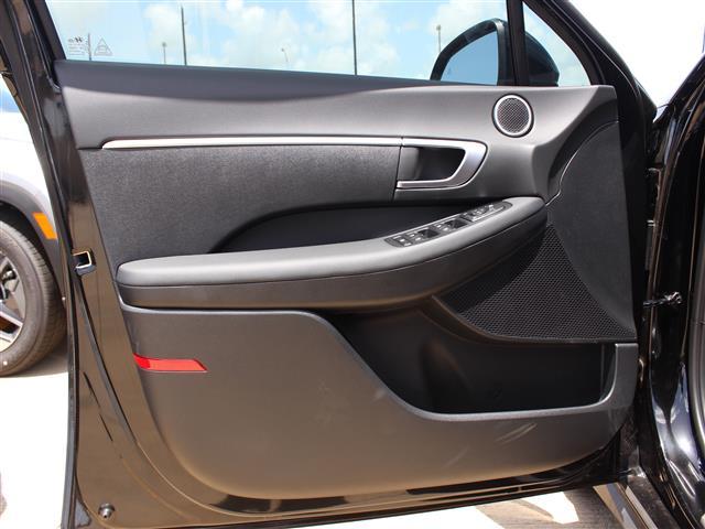 new 2025 Hyundai Tucson car, priced at $39,536