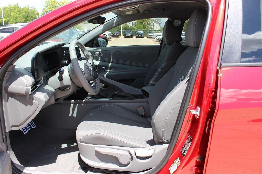 new 2025 Hyundai Elantra car, priced at $21,235