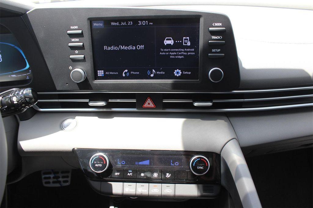 new 2025 Hyundai Elantra car, priced at $21,235