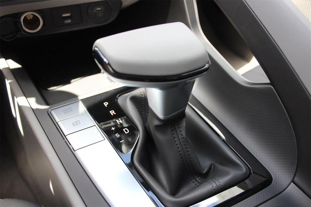 new 2025 Hyundai Elantra car, priced at $21,235