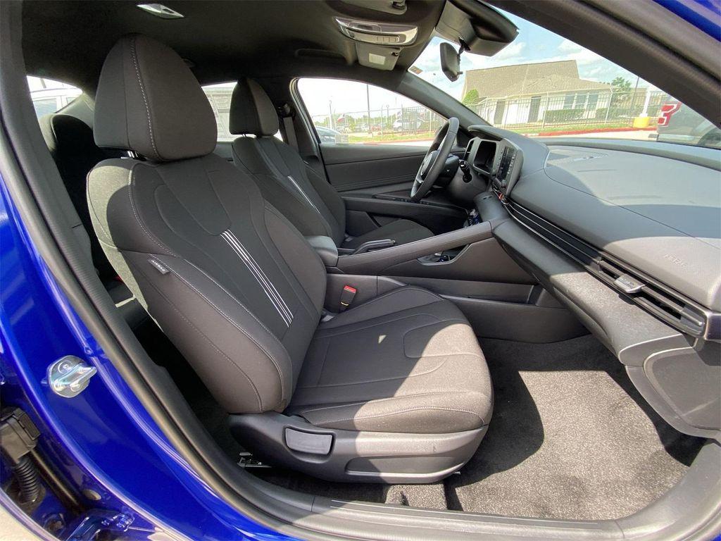 new 2025 Hyundai Elantra car, priced at $24,405
