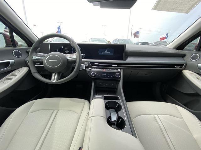 new 2024 Hyundai Sonata car, priced at $31,228