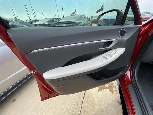 new 2024 Hyundai Sonata car, priced at $31,228