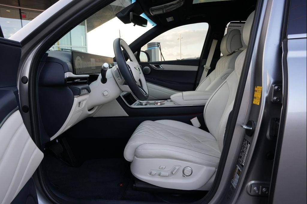 used 2025 Genesis GV80 car, priced at $69,797