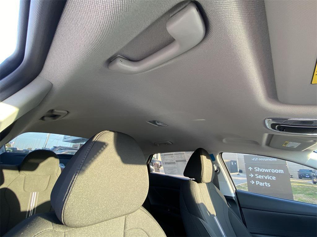 new 2025 Hyundai ELANTRA HEV car, priced at $23,230