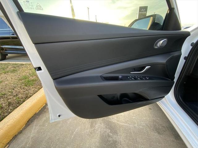 new 2025 Hyundai ELANTRA HEV car, priced at $26,789