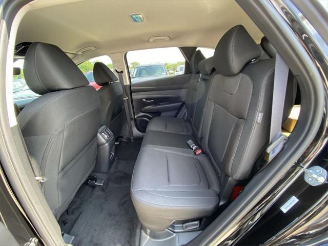 new 2025 Hyundai TUCSON Hybrid car, priced at $34,575