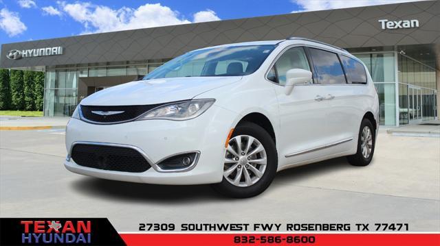 used 2018 Chrysler Pacifica car, priced at $10,998