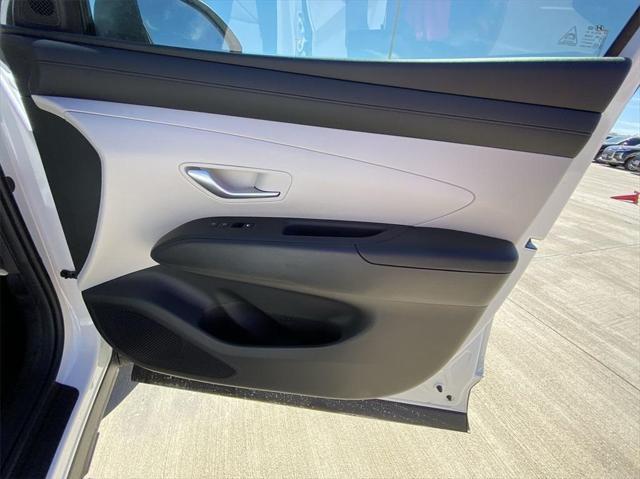 new 2025 Hyundai Tucson car, priced at $30,546