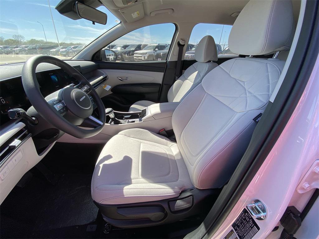 new 2025 Hyundai Tucson car, priced at $26,250