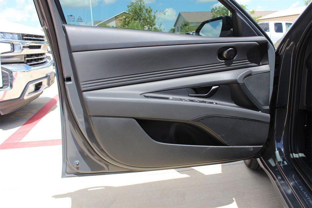 new 2025 Hyundai Elantra car, priced at $21,165