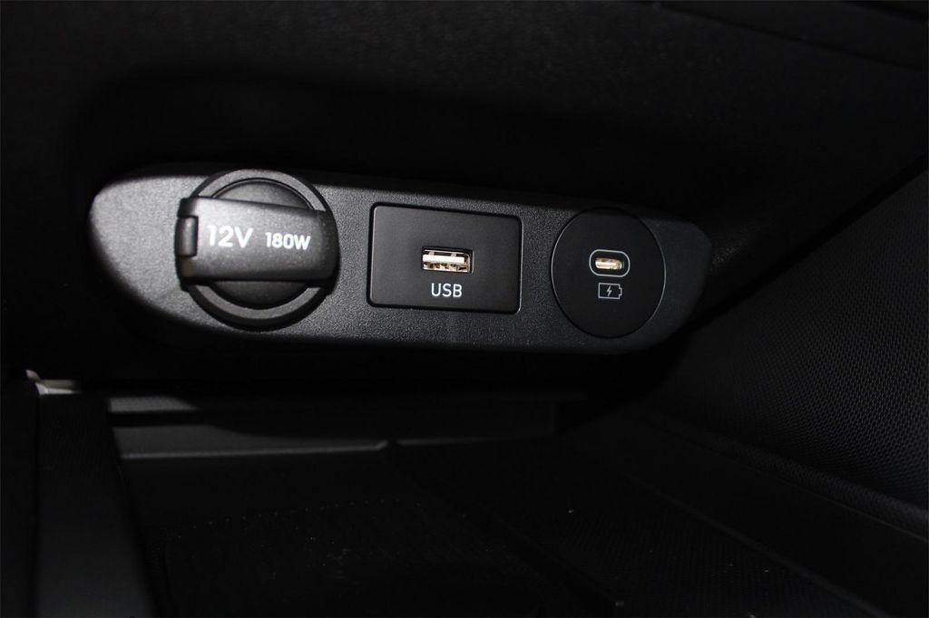 new 2025 Hyundai Elantra car, priced at $21,165