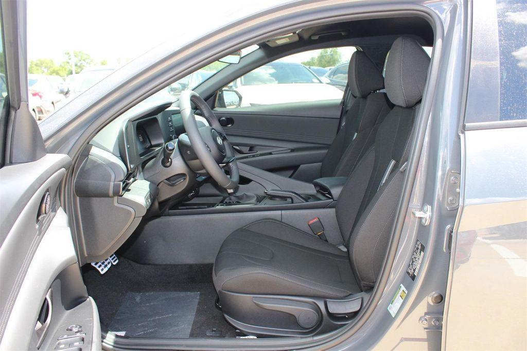 new 2025 Hyundai Elantra car, priced at $21,165