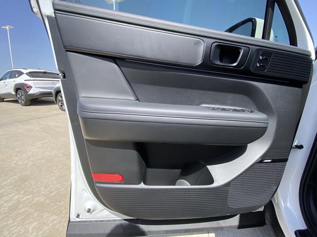 new 2025 Hyundai SANTA FE HEV car, priced at $51,596