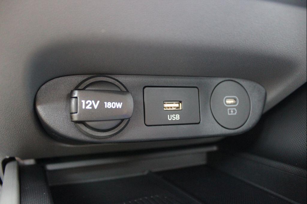 new 2025 Hyundai Elantra car, priced at $24,167
