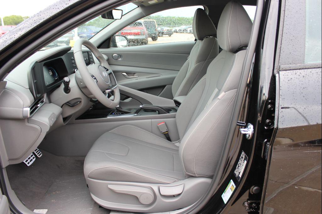 new 2025 Hyundai Elantra car, priced at $24,167