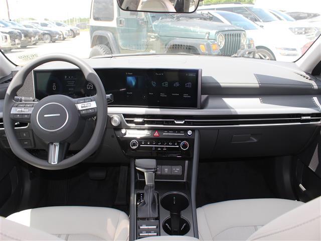 new 2025 Hyundai Sonata car, priced at $27,804