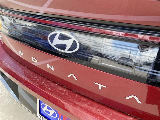 new 2024 Hyundai Sonata car, priced at $28,252