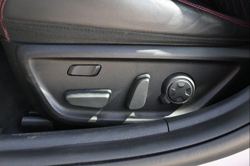 used 2020 Genesis G70 car, priced at $23,797