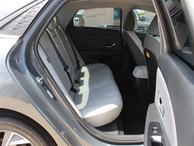 new 2025 Hyundai Elantra car, priced at $27,847