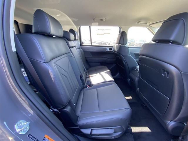 new 2025 Hyundai Santa Fe car, priced at $36,667