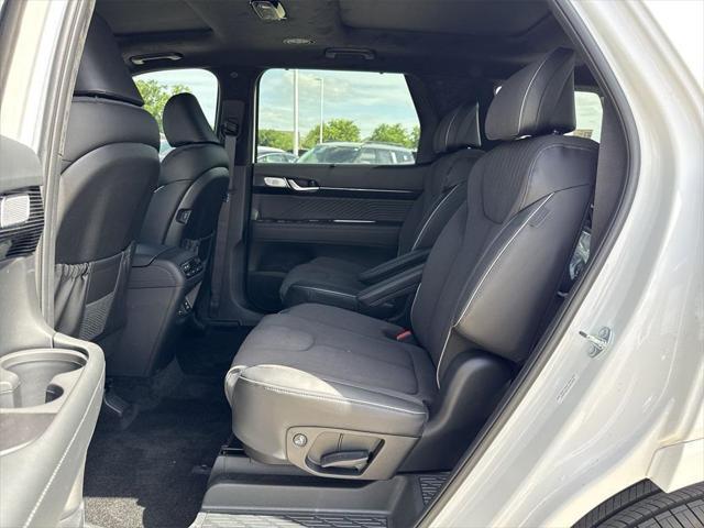 new 2025 Hyundai Palisade car, priced at $55,623