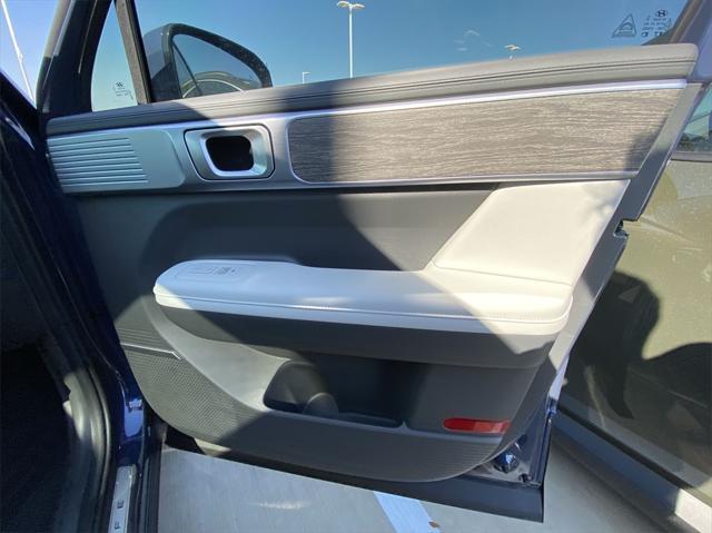 new 2025 Hyundai Santa Fe car, priced at $47,666
