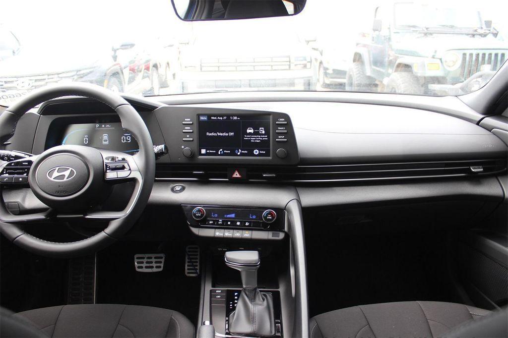 new 2025 Hyundai Elantra car, priced at $24,500